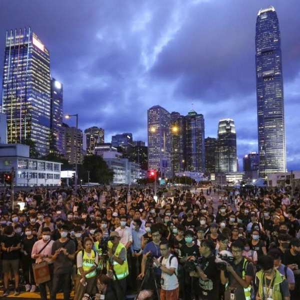 Протесты в Гонконге: насколько сильно пострадал туризм?