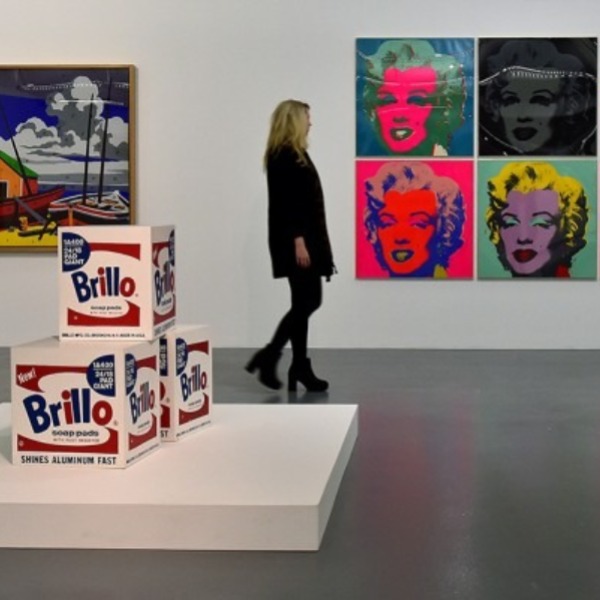 Выставка произведений искусств Энди Уорхола открывается в Tate Modern в Лондоне