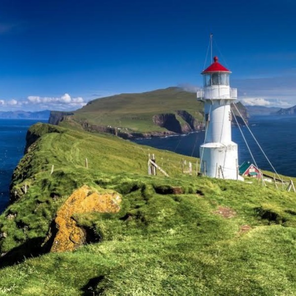 Увидеть красоту и величие природы Фарерских островов пока невозможно